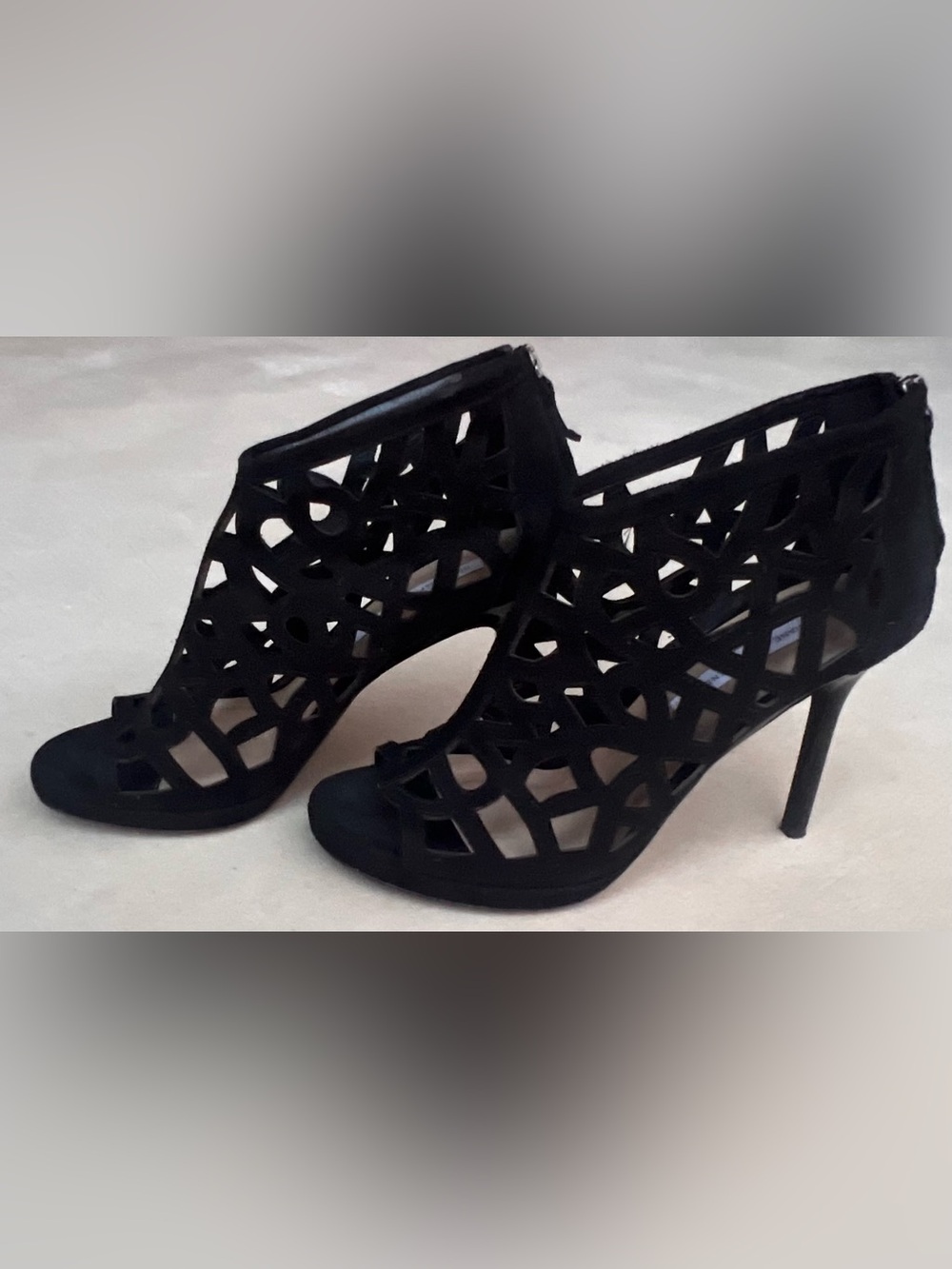 DVF Diane von Furstenberg Delancey Black Suede Laser Cut Cage Heels 8B